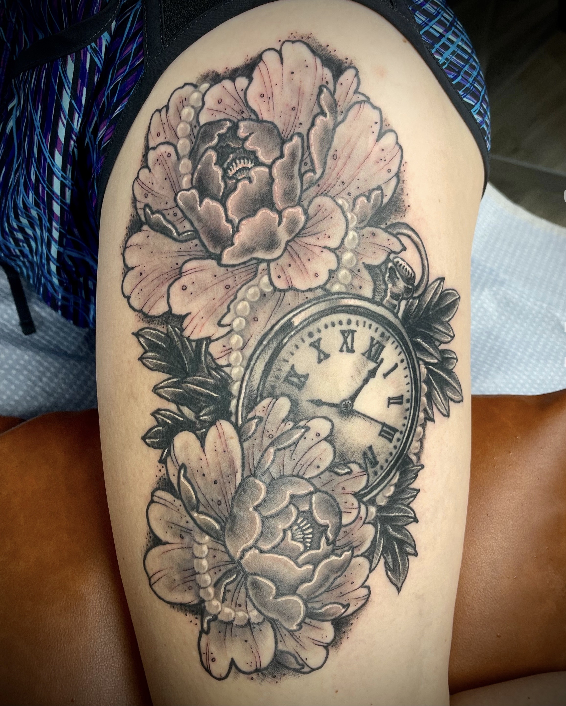 black and grey tattoos for women - clock and flowers